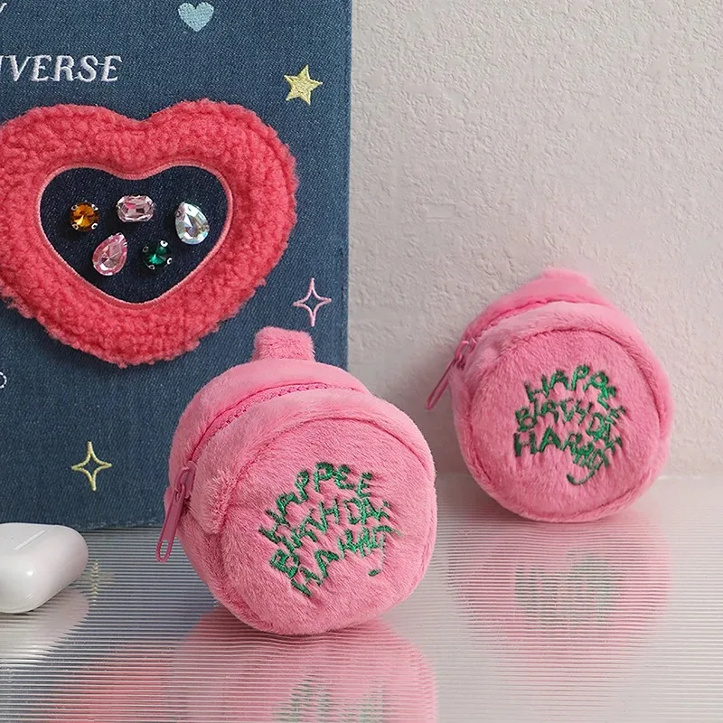Cute Cake-shaped Furry Hanging - đánh giá và giá Backpack Insert Organizer